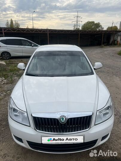 Skoda Octavia 1.6 МТ, 2011, 252 000 км