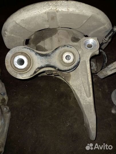 Задние поворотные кулаки BMW X5 E70