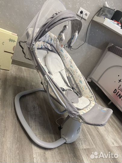 Шезлонг детский электрический