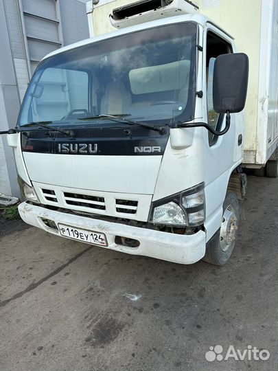Isuzu NQR71, 2007