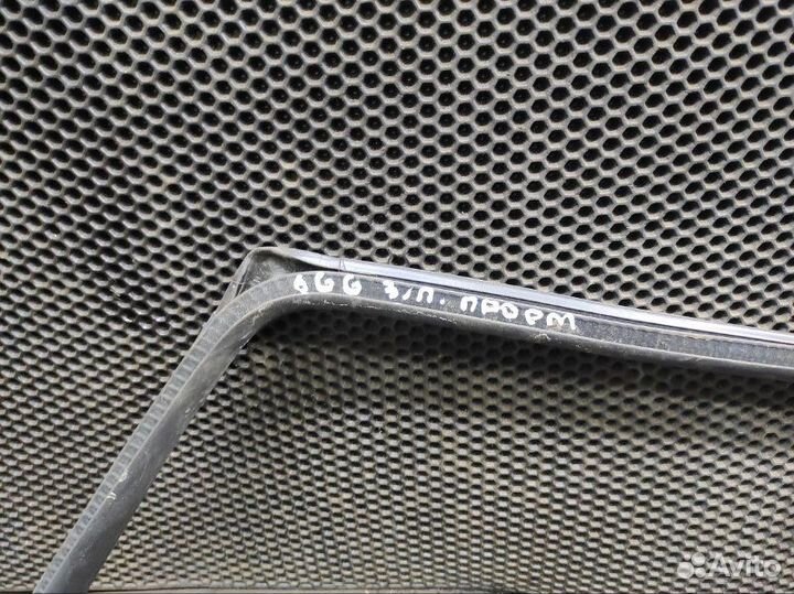 Уплотнитель проема задний правый Mazda 6 Gg