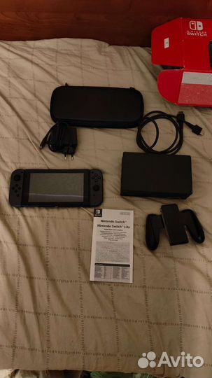 Игровая консоль. Nintendo switch с 3-мя играми