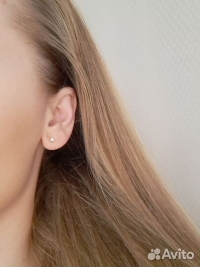 Серьги в подарочной упаковке