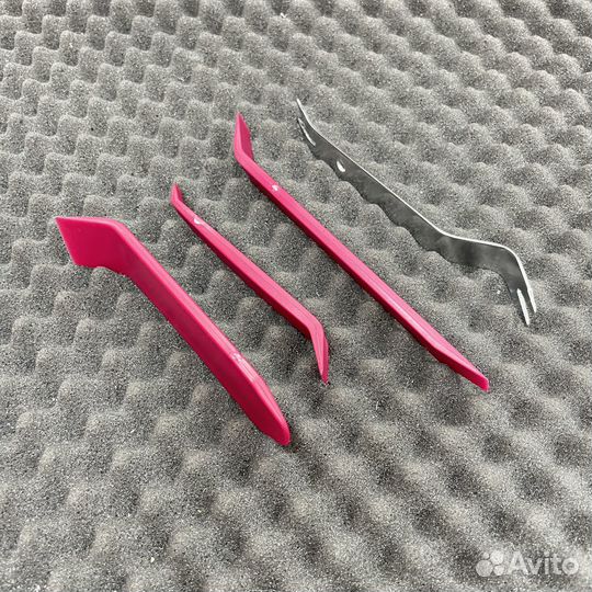 Съемники для разборки салона