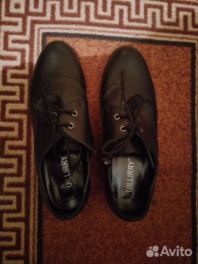 Ботинки женские чёрные 39 размер