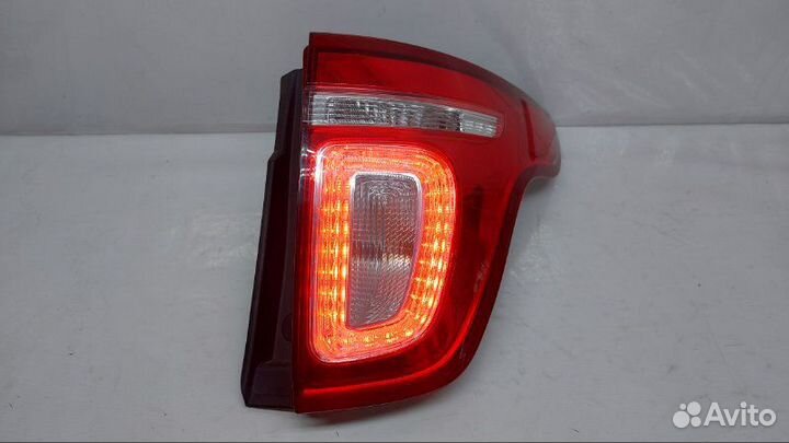 Фонарь задний правый Ford Explorer 5 3.5 2011