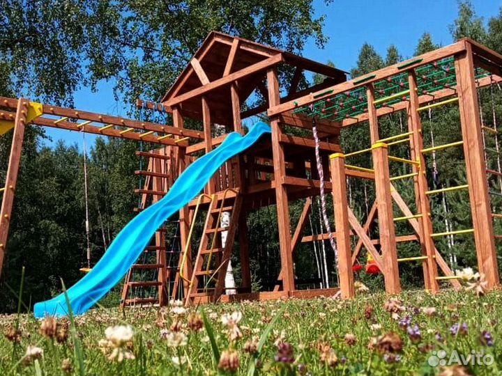 Детская площадка уличная. Безопасная конструкция