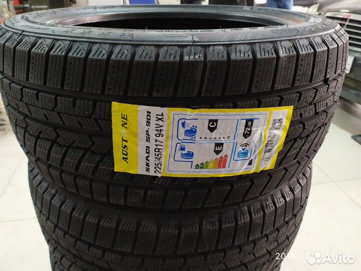 Austone SP-901 235/45 R18
