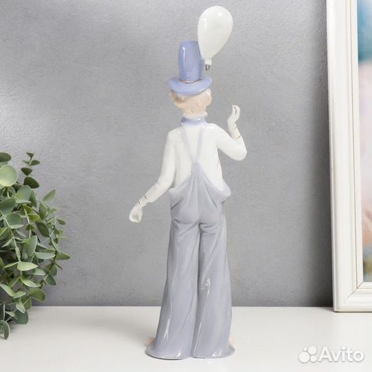 Сувенир керамика 'Тощий клоун с воздушным шариком'