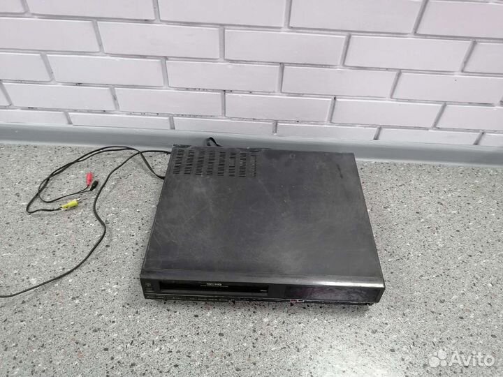 Видеомагнитофон