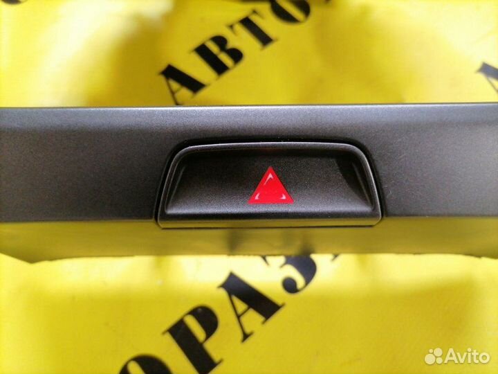 Накладка на торпедо (панели) Kia Sportage 3