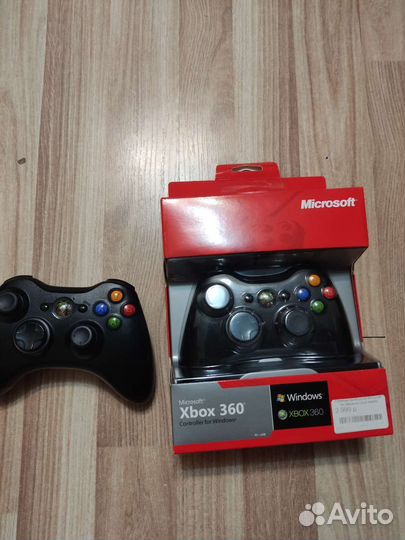 Xbox 360 + 4 диска + kinect и 3 джостика