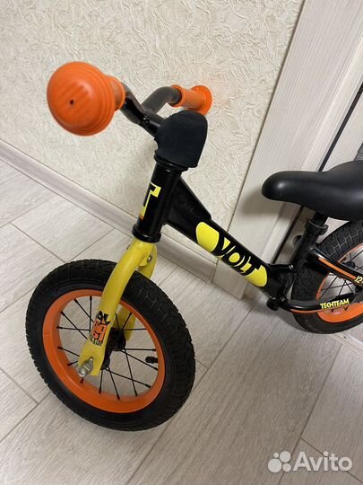 Беговел Volt оранжевый новый