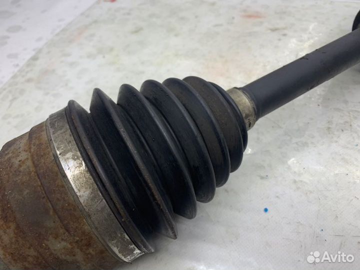 Привод передний Infiniti Qx56 5.6 2007