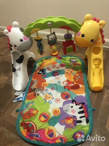 Игровой центр для грудничка Fisher- price
