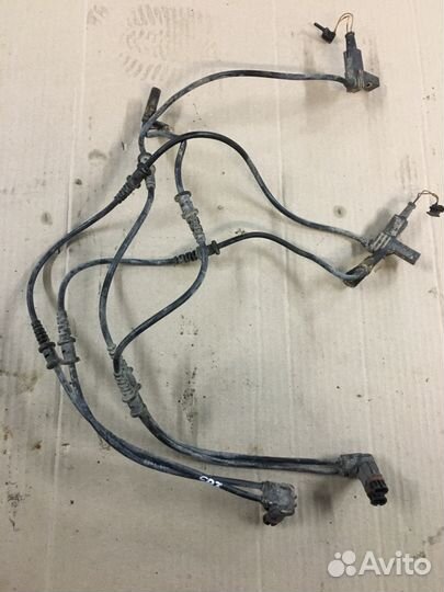 Датчик ABS Mercedes