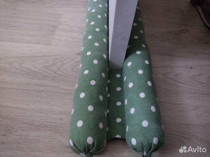 Ограничитель тяги двери уменьшает шум, холодный во