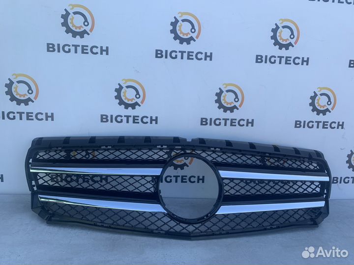 Решетка радиатора Mercedes