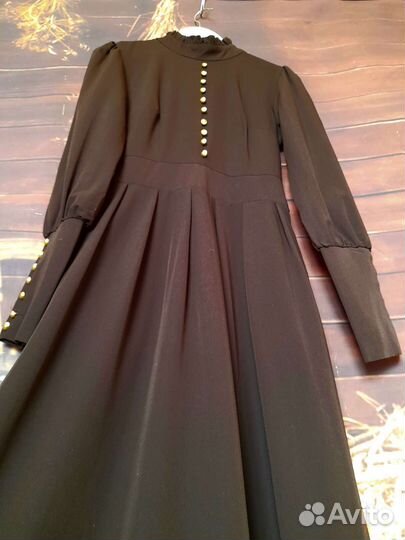 Длинное платье в пол