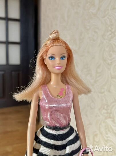 Кукла Барби серия «стиль»