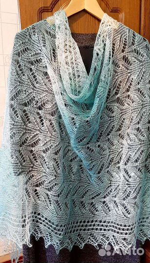 Шарфы и палантины,козий пух