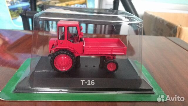 Модель трактор Т-16 Hachette 1:43