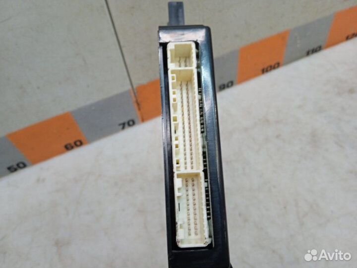 Блок электронный Toyota Highlander 2 3.5 2013