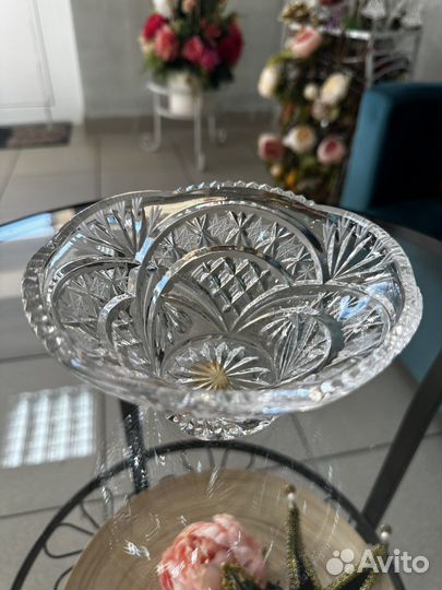 Ваза хрустальная