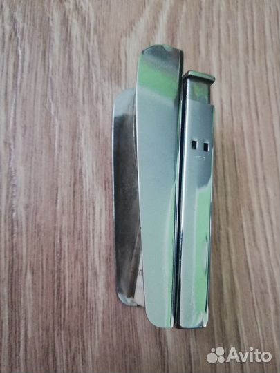 Бензиновая зажигалка 