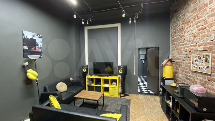 Офис с арендатором, 72.6 м²