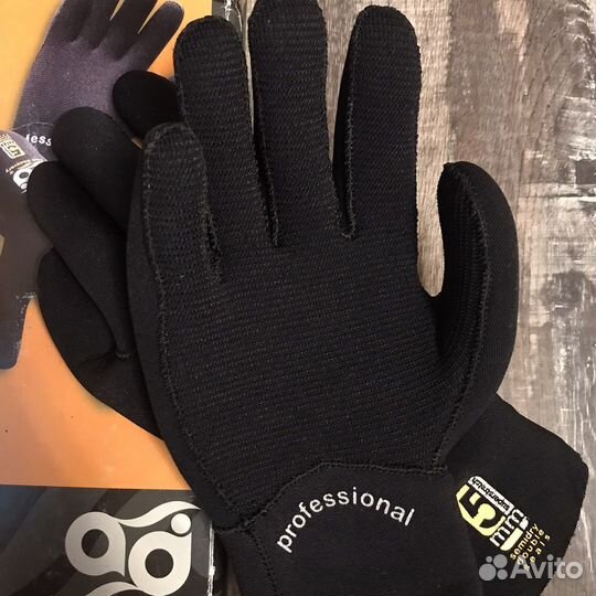 Перчатки неопреновые Aqua Discovery 5mm