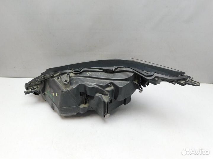 Фара правая Lexus RX200t/RX300/RX350/RX350L/RX450h