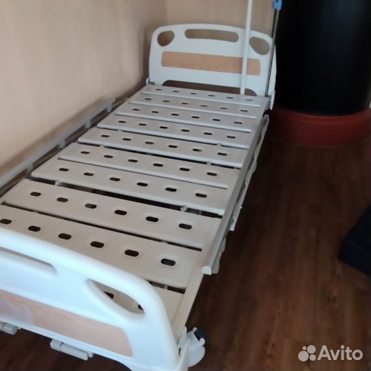 Продам кровать