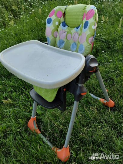 Детский столик и стульчик для кормления