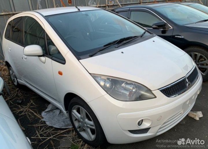 Стекло форточка переднее правое Mitsubishi Colt