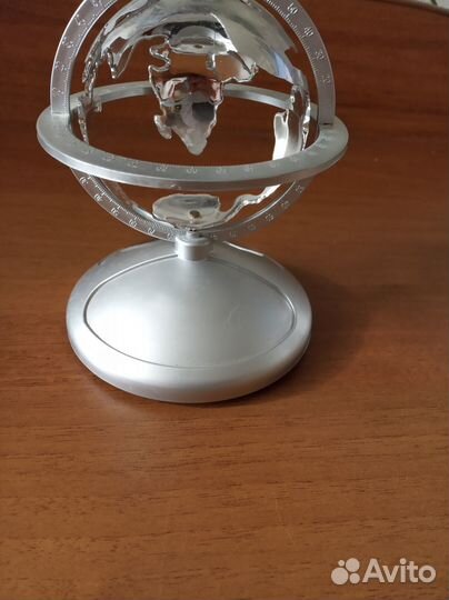 Настольные часы 