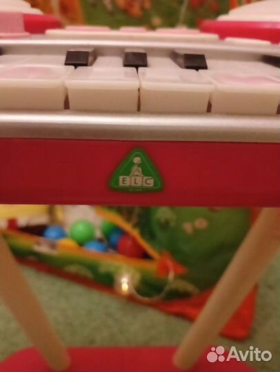 Детское пианино со стульчиком