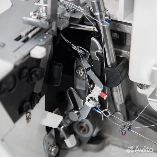 Juki MO 55EN оверлок плюс кардане