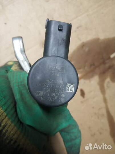 Топливная рампа в сборе 9654748880 Freelander 2.2