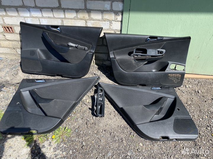 Обшивка двери passat b6 седан