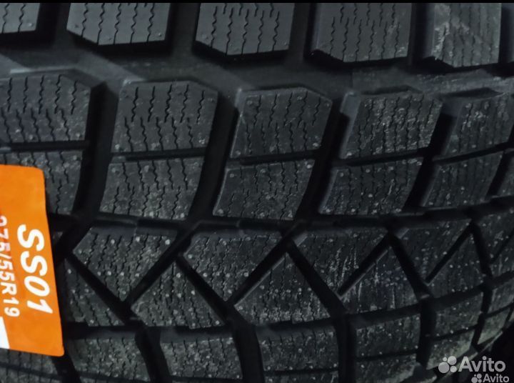 Maxxis SS-01 Presa SUV 235/70 R16 106Q