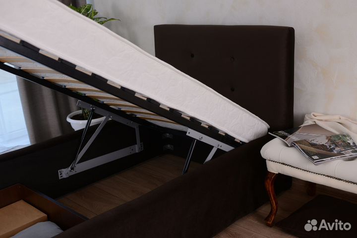 Кровать с матрасом и подъемный механизм Роза