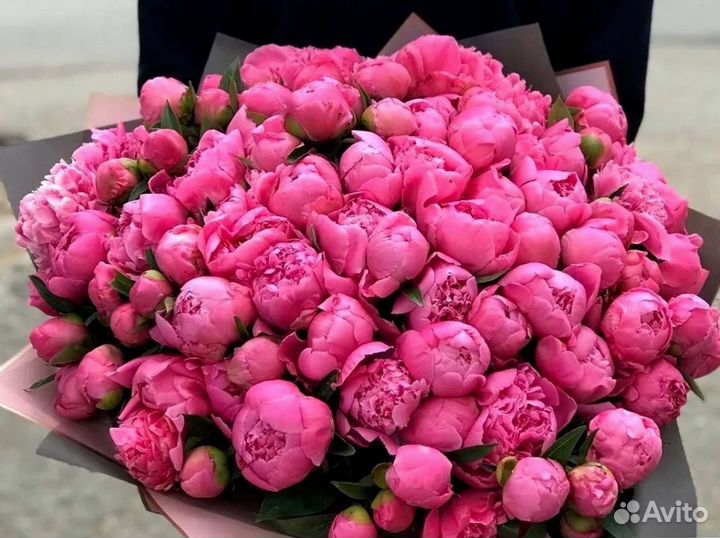 Букет из 21 пиона