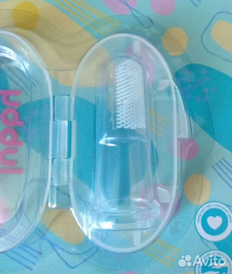 Детская зубная щётка на палец с футляром