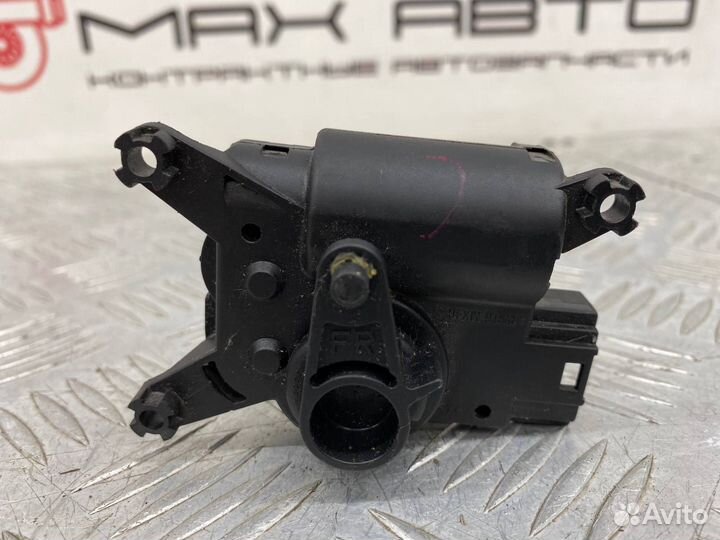 Б/У Сервопривод заслонки печки (моторчик