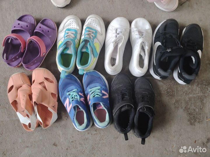 Детская обувь размером 30 кроссовки