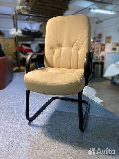 Кресло на полозьях