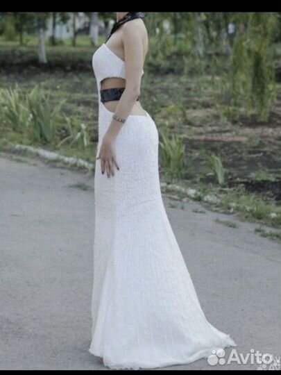 Вечернее платье