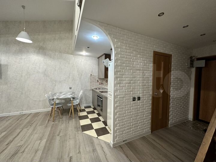 2-к. квартира, 50 м², 4/4 эт.
