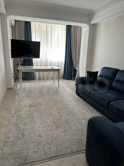 2-к. квартира, 73 м², 7/10 эт.